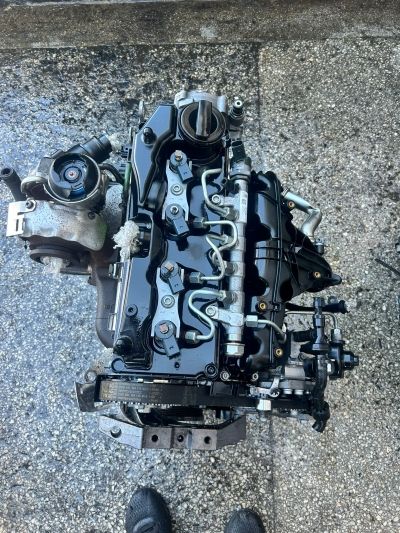 2.0 TDİ PASSAT CFF KOMPLE DOLU MOTOR