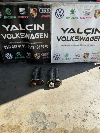 AUDI A3 03C103475 1.6 FSI EKSANTRİK KULE