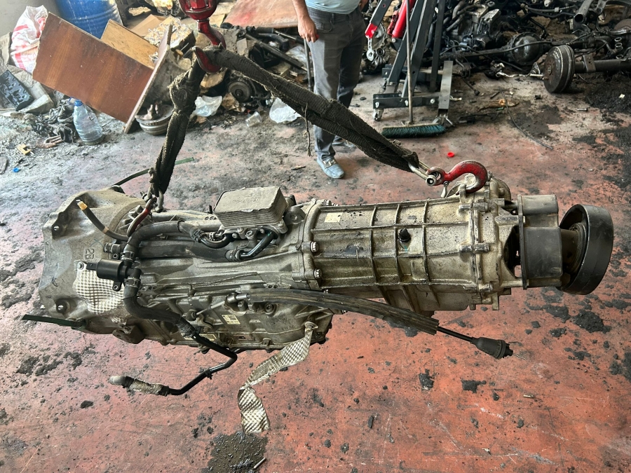 AUDİ Q7 PORSCHE  3.0 DİZEL CRC MOTOR OTOMATİK ŞANZIMAN