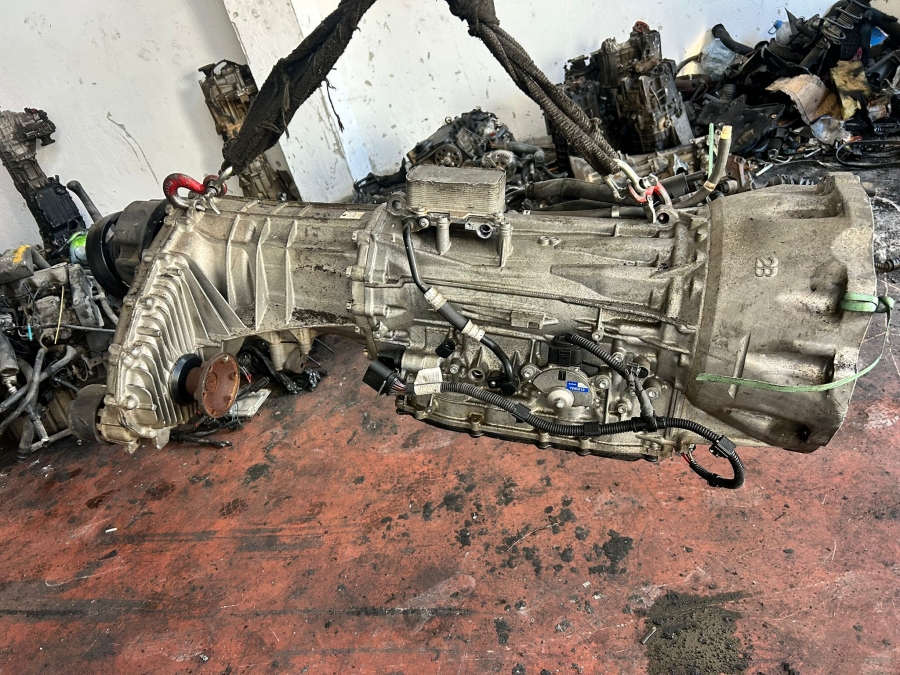 AUDİ Q7 PORSCHE  3.0 DİZEL CRC MOTOR OTOMATİK ŞANZIMAN