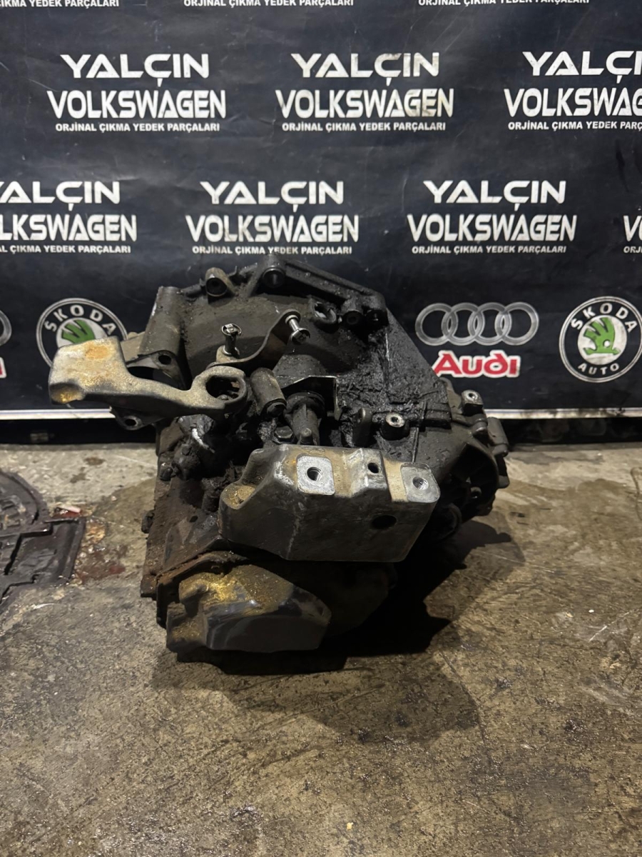 CADDY 2.0 SDİ 5 İLERİ AÇILMAMIŞ ŞANZIMAN