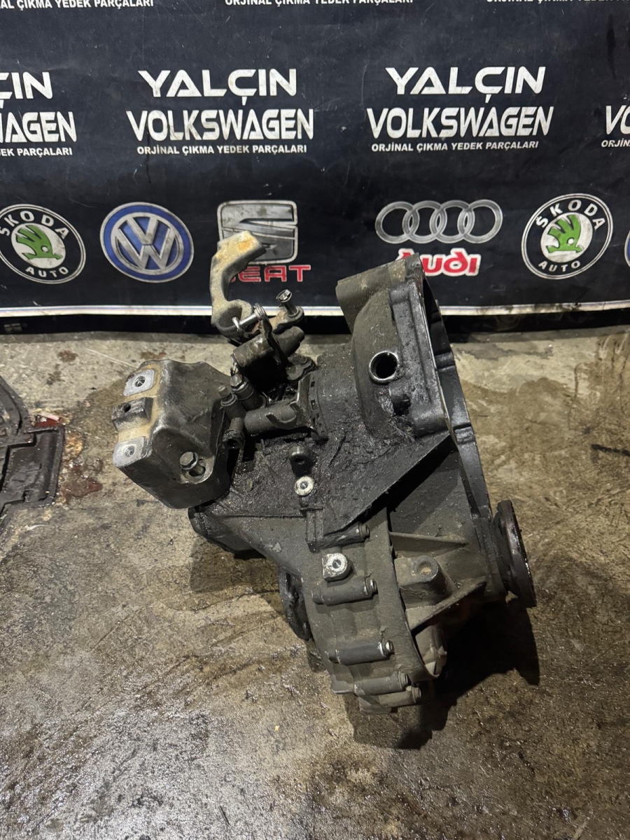 CADDY 2.0 SDİ 5 İLERİ AÇILMAMIŞ ŞANZIMAN