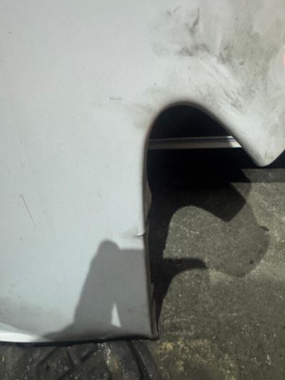 CADDY 2004-2010 ARASI SOL ÖN CAMURLUK ÇIKMA ORJİNAL