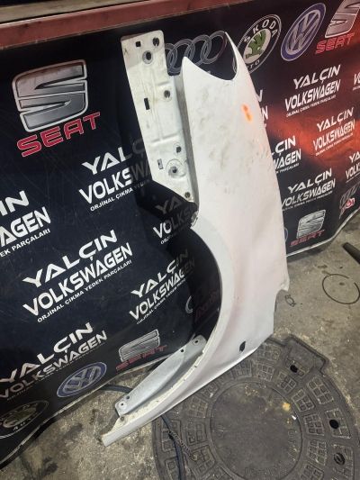 CADDY 2004-2010 ARASI SOL ÖN CAMURLUK ÇIKMA ORJİNAL