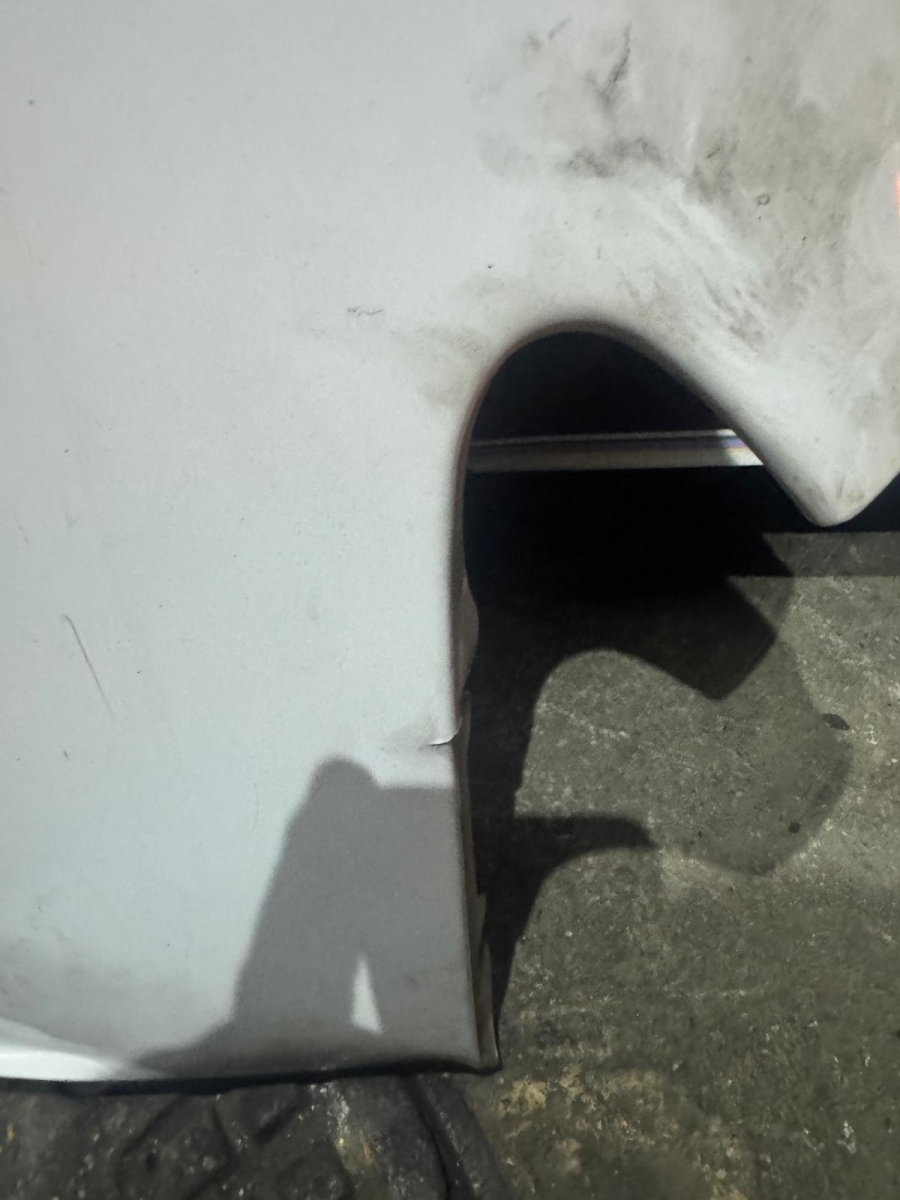 CADDY 2004-2010 ARASI SOL ÖN CAMURLUK ÇIKMA ORJİNAL