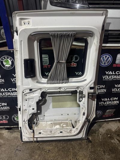 CADDY 2004 - 2014 ARASI SAĞ SÜRGÜLÜ KAPI