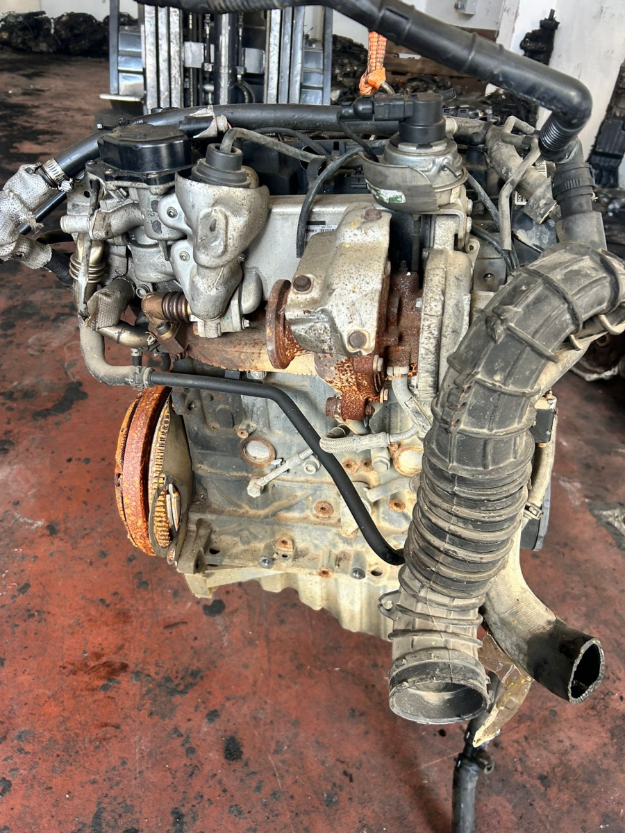 VW AMAROK 2,0 TDİ KOMPLE MOTOR