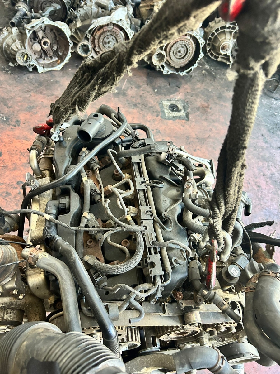 VW CRAFTER 2,0 CKUB KOMPLE MOTOR