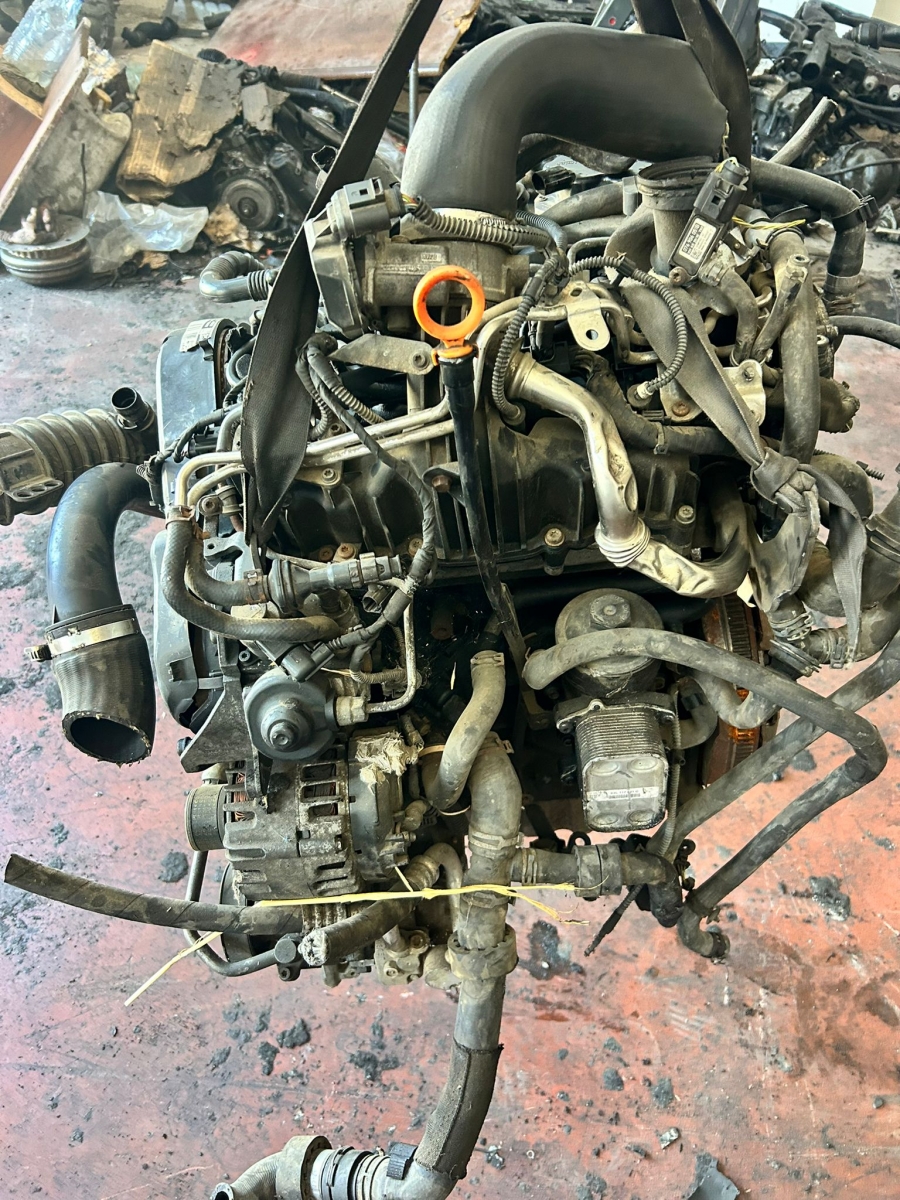 VW TRANSPORTER T6 2,0 DİZEL CAA KODLU KOMPLE MOTOR